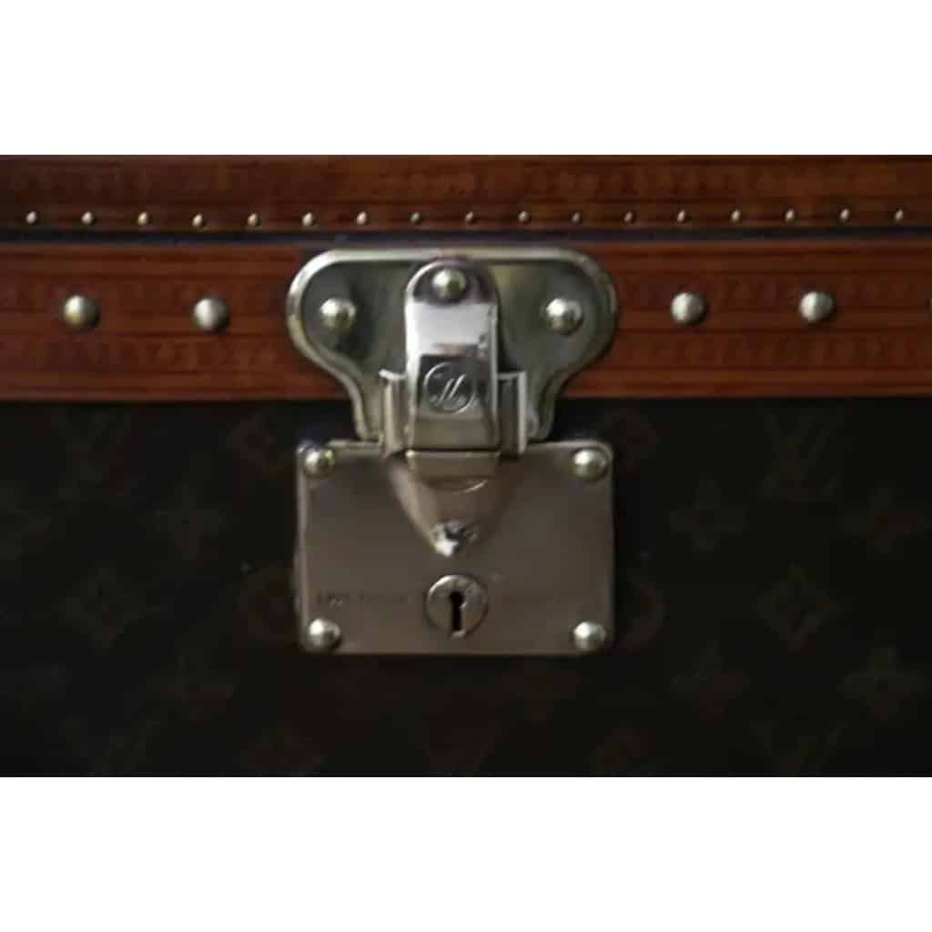 Petite Malle Louis Vuitton en toile monogramme 55 cm 8