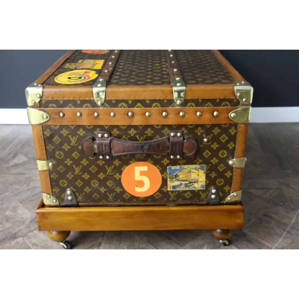 Malle Louis Vuitton cabine 100 cm des années en toile monogram 9