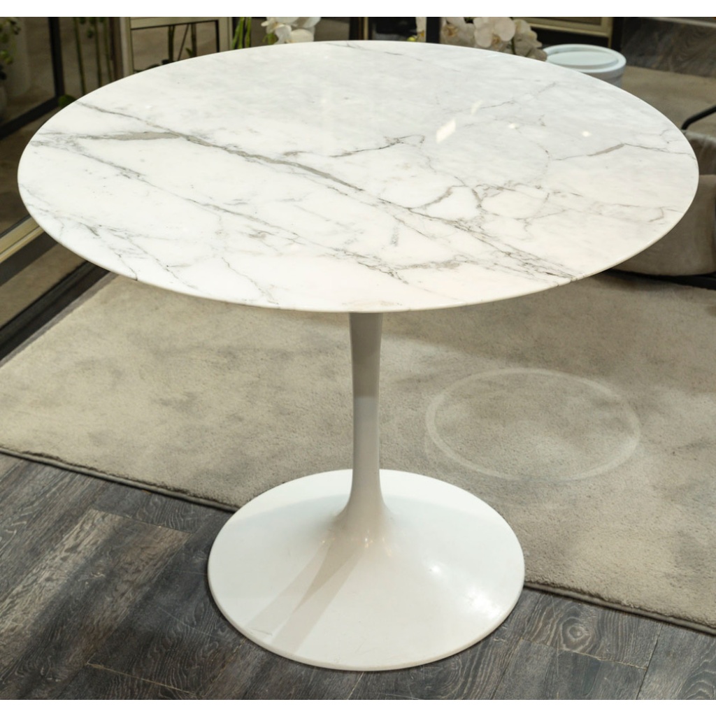 Eero Saarinen & Knoll : Table « Tulip » calacatta 91 cm 7