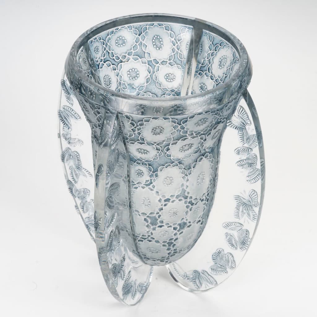 René LALIQUE (1860 – 1945) Vase « Papillons » – 1936. 6