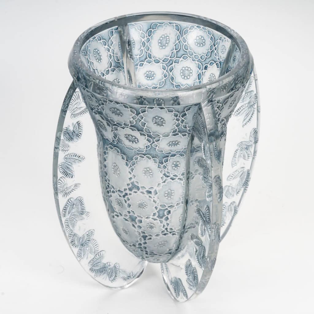 René LALIQUE (1860 – 1945) Vase « Papillons » – 1936. 9