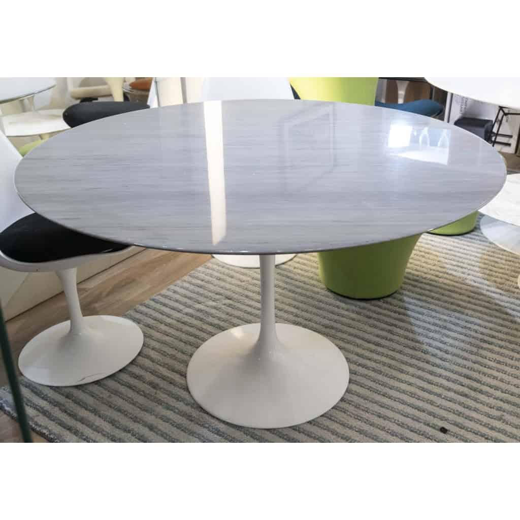 Eero SAARINEN & KNOLL INTERNATIONAL Table 120 cm marbre gris 4