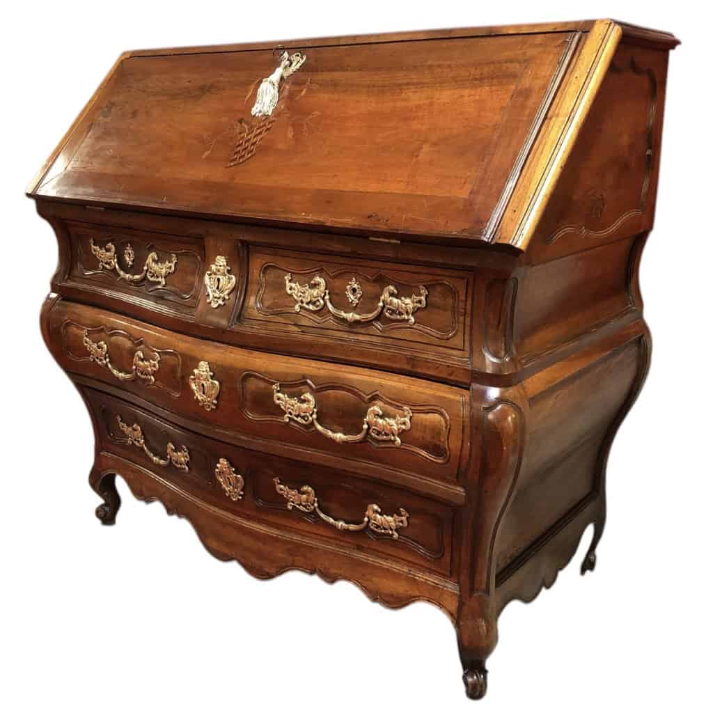 Commode Bordelaise dite scriban en noyer et acajou époque Louis XV 17