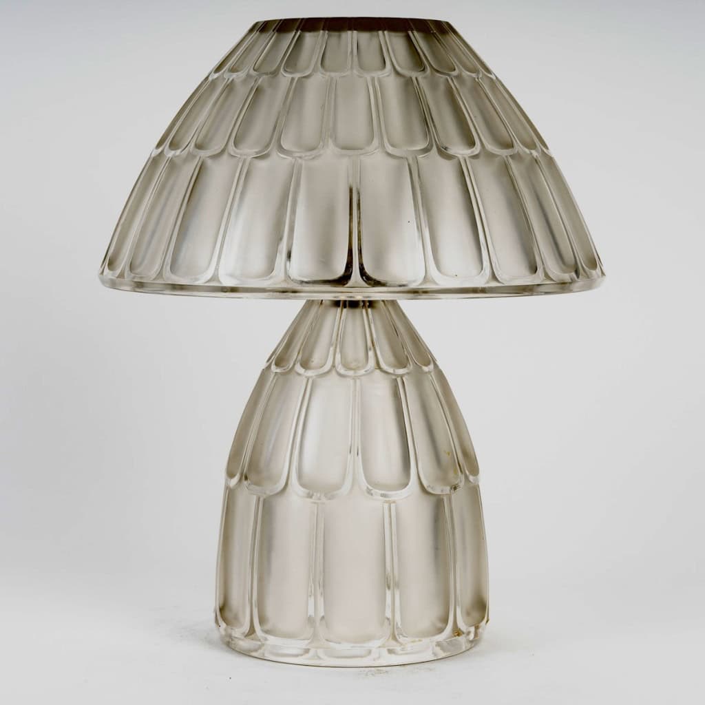 1927 René Lalique – Lampe Art Déco Moderniste Saint Nabor Verre Blanc 4