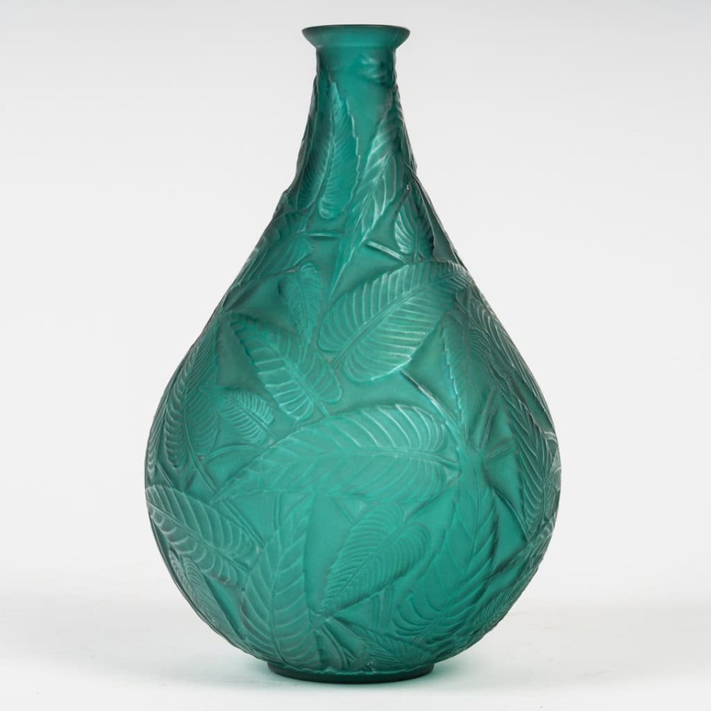 René LALIQUE -1923- Vase « SAUGE » teinté Vert émeraude 4