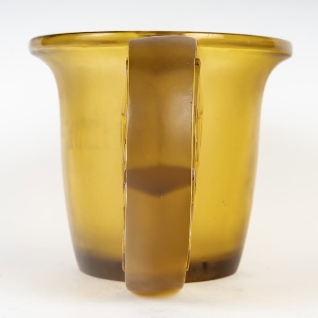 René Lalique -1926 Vase « Pierrefonds » teinté jaune ambre 7