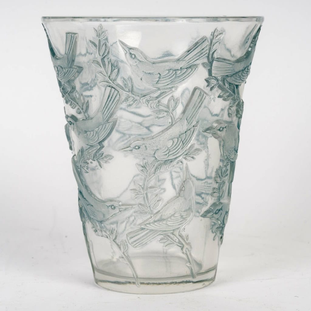 1938 René Lalique – Vase Grives Verre Blanc Patiné Bleu 4