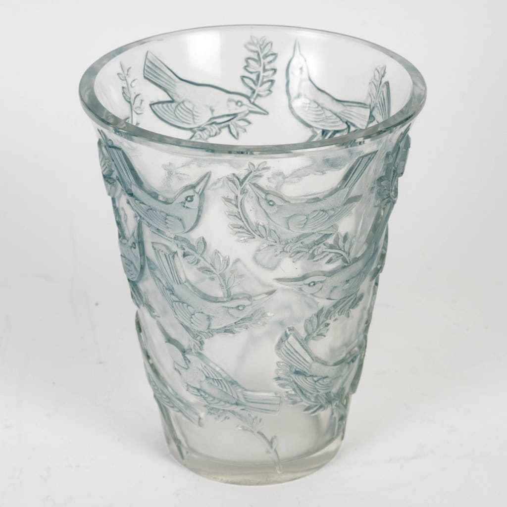 1938 René Lalique – Vase Grives Verre Blanc Patiné Bleu 5