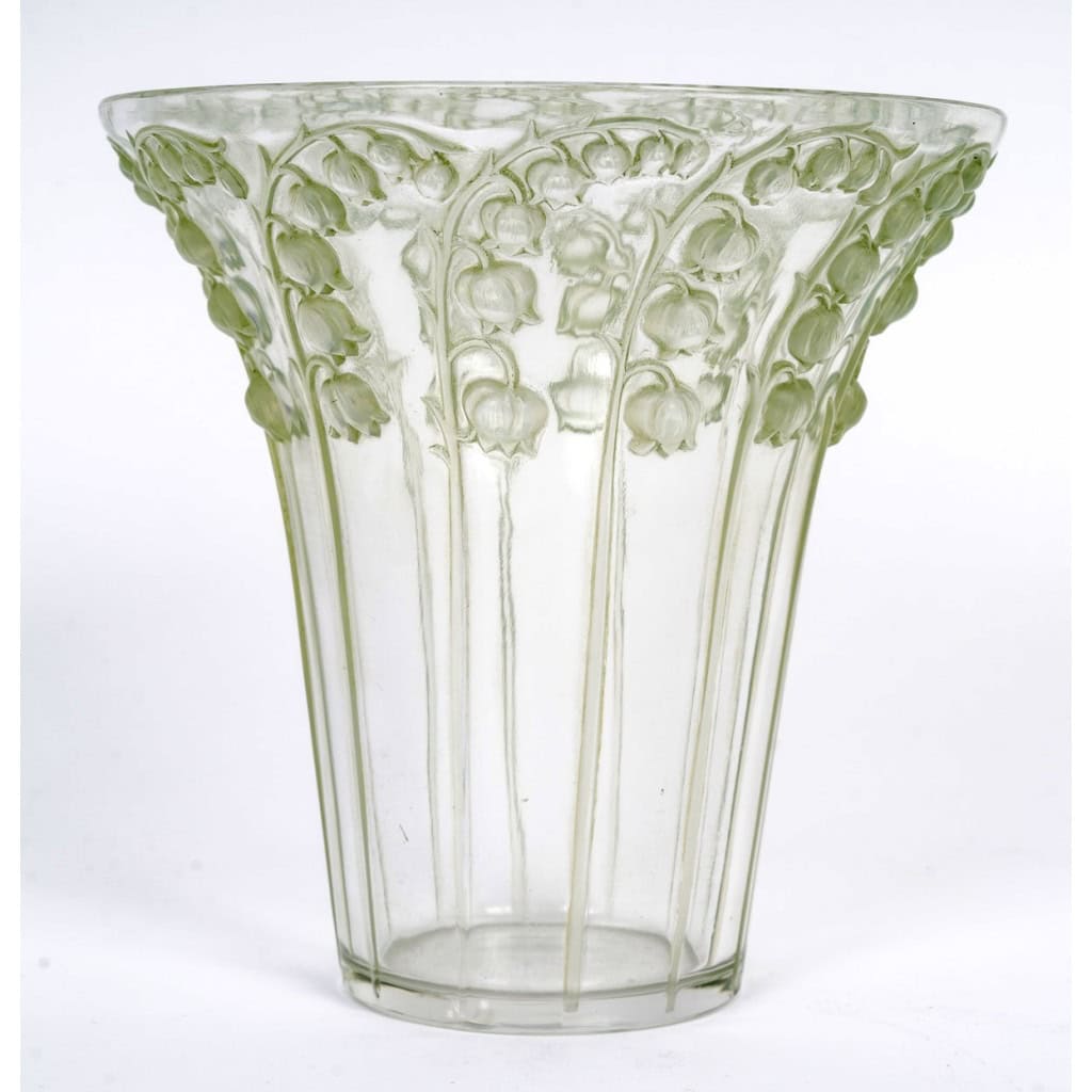 1939 René Lalique – Vase Muguet Verre Blanc Patiné Vert 4