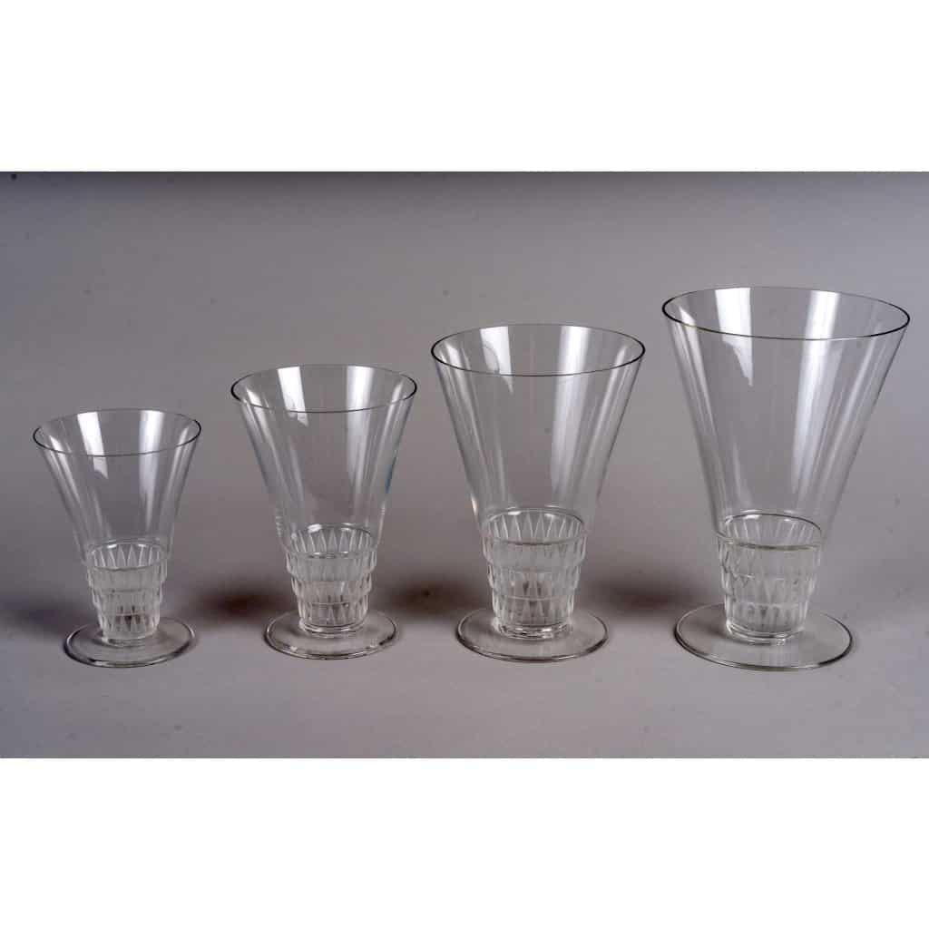 1930 René Lalique – Service Bourgueil Verres, Assiettes Et Bols – 48 Pièces 5