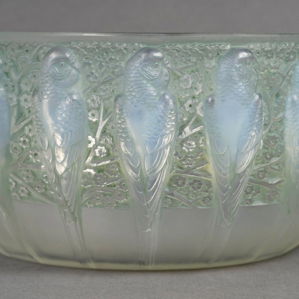 1931 René Lalique – Coupe Perruches Verre Opalescent Patiné Vert 6