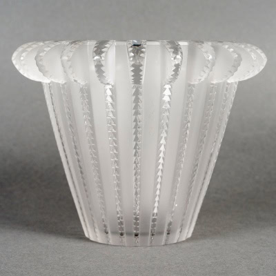 1936 René Lalique – Vase Royat Verre Blanc