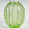 1932 René Lalique – Vase Biskra Verre Vert Clair Patiné Blanc 9