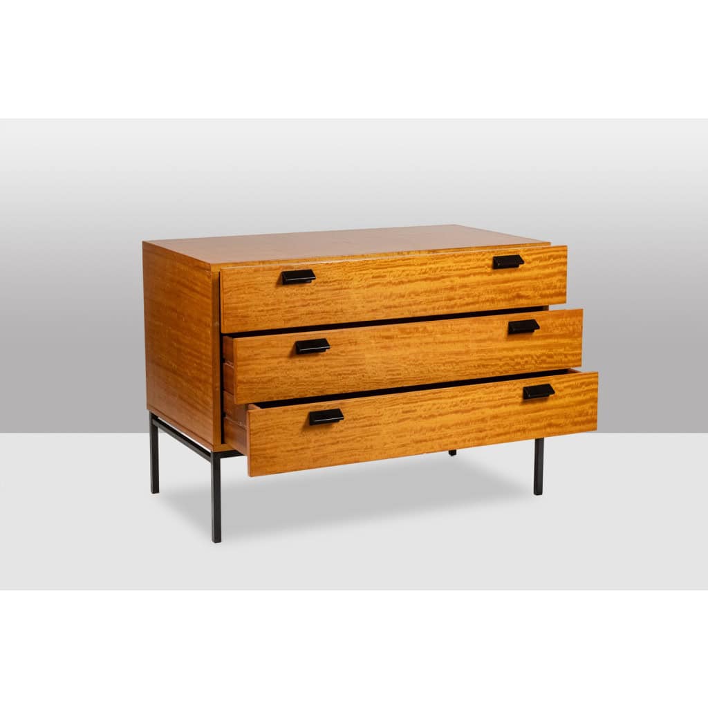 André Monpoix. Commode en merisier blond vernis. Années 1960. LS62821109M 6