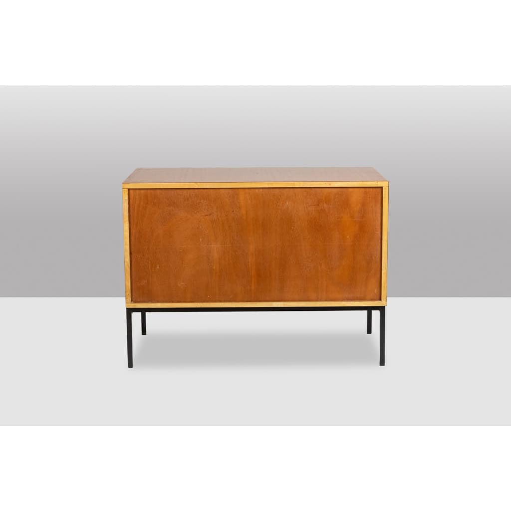 André Monpoix. Commode en merisier blond vernis. Années 1960. LS62821109M 8