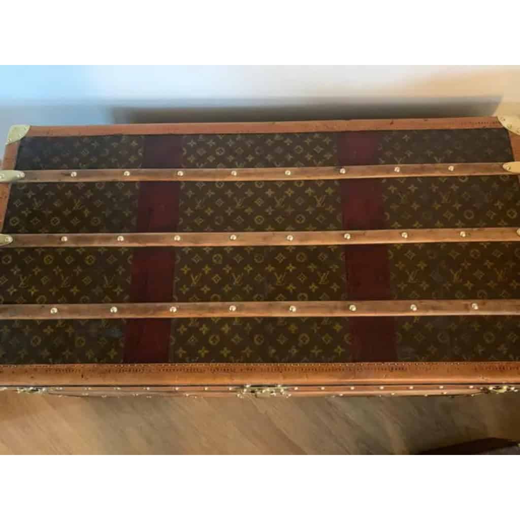 Malle Louis Vuitton des années 1920 monogramme, 110 cm 15