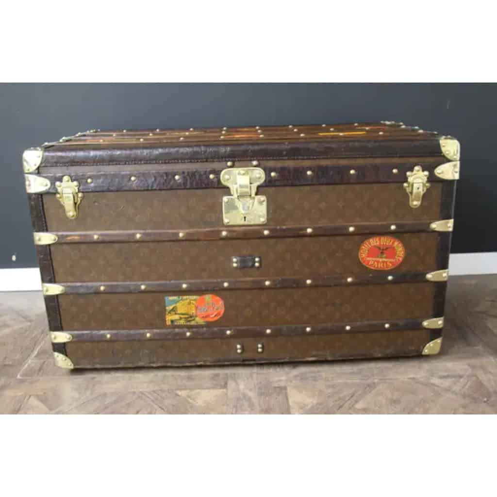 Malle Louis Vuitton courrier 100 cm en toile monogram 17