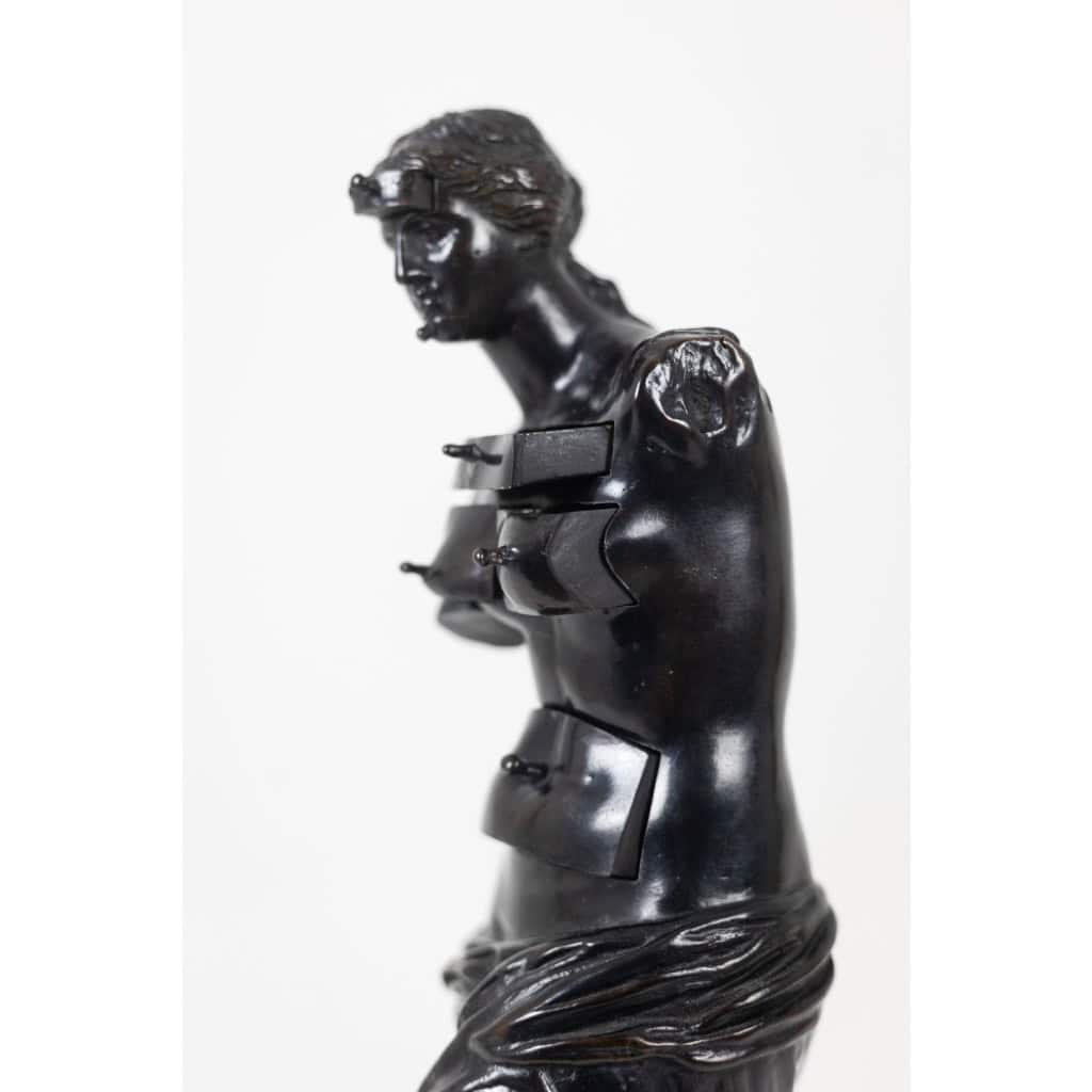 Salvador Dali. « Vénus de Milo aux tiroirs » en bronze. Année 1988. LS63873507L 10